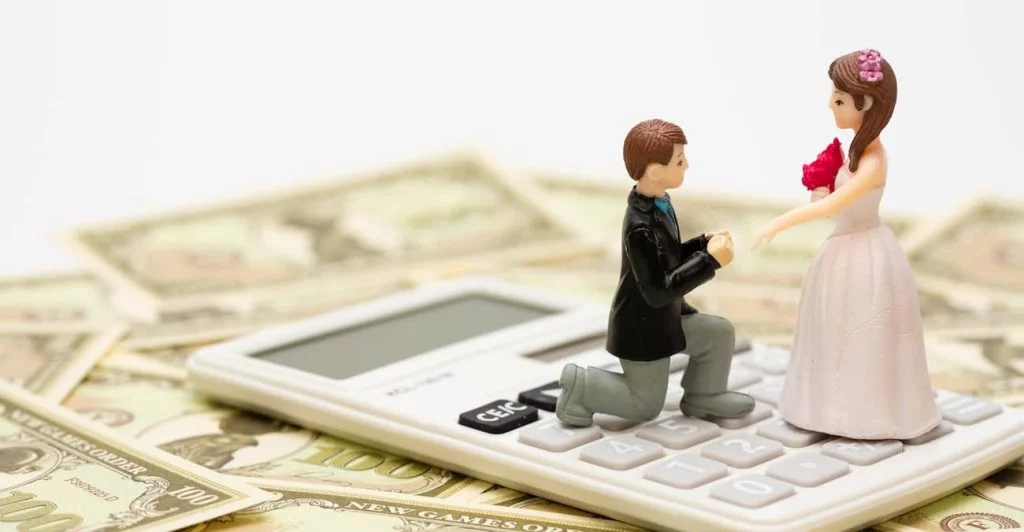 お金と結婚
